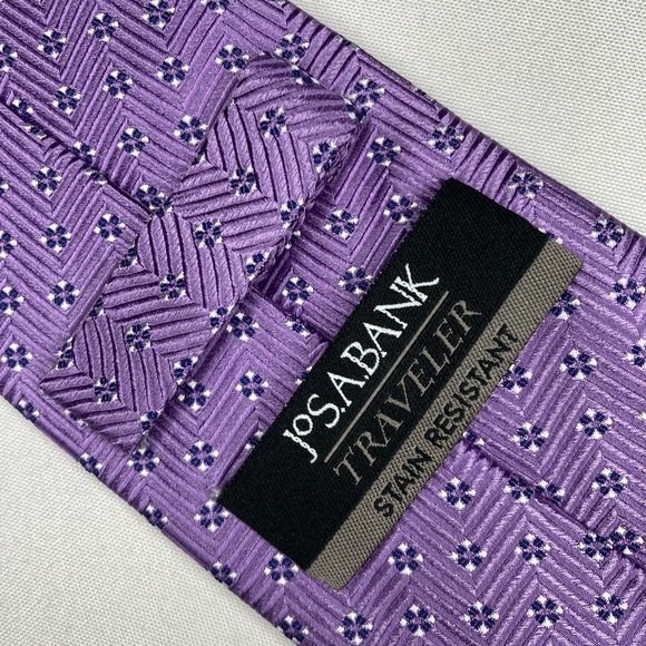 Jos A Bank traveler necktie Purple Silk Long Tie - Picture 1 of 7